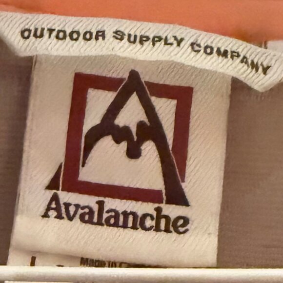 Avalanche Outdoor Supply Company Beige Quilted Jacket - Picture 3 of 3